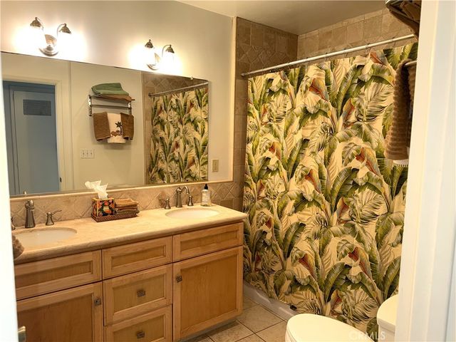1319 Seal Way, Seal Beach, CA 90740