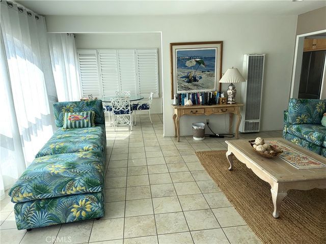 1319 Seal Way, Seal Beach, CA 90740