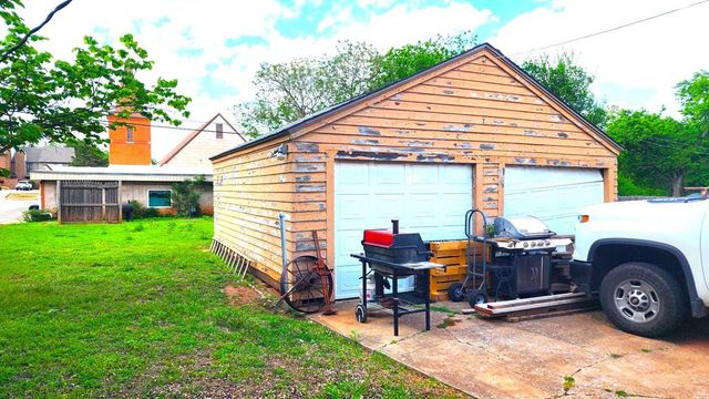 921 NW 45th Street, Oklahoma City, OK 73118