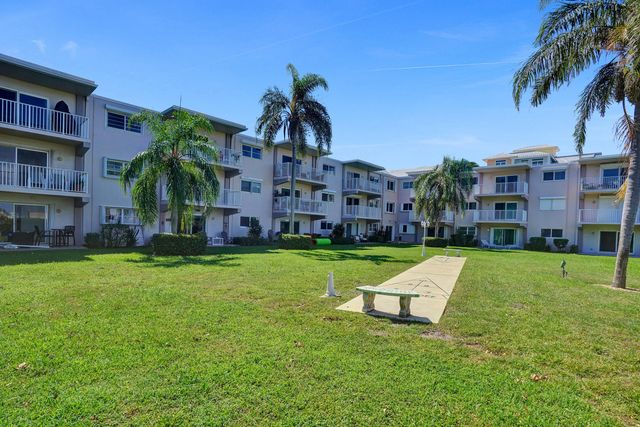 311 E Ocean Avenue 102, Lantana, FL 33462