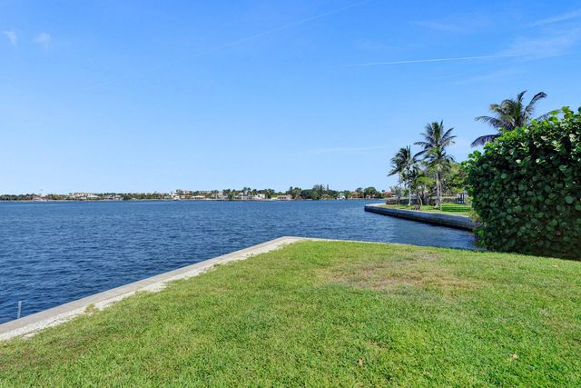 311 E Ocean Avenue 102, Lantana, FL 33462