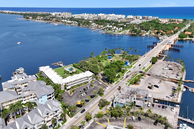 311 E Ocean Avenue 102, Lantana, FL 33462