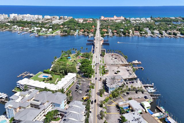 311 E Ocean Avenue 102, Lantana, FL 33462