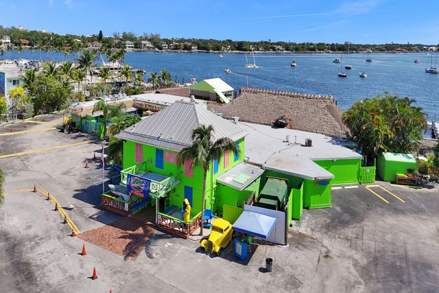 311 E Ocean Avenue 102, Lantana, FL 33462