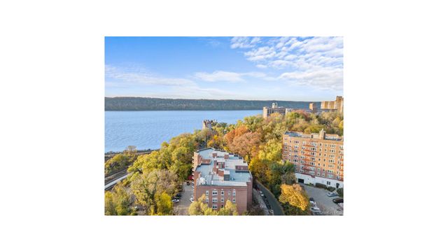 2465 Palisade Ave Apt 1E, New York City, NY 10463