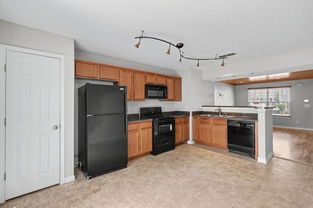 1041 Arlene Dr, La Vergne, TN 37086