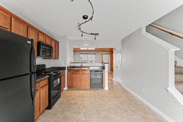 1041 Arlene Dr, La Vergne, TN 37086