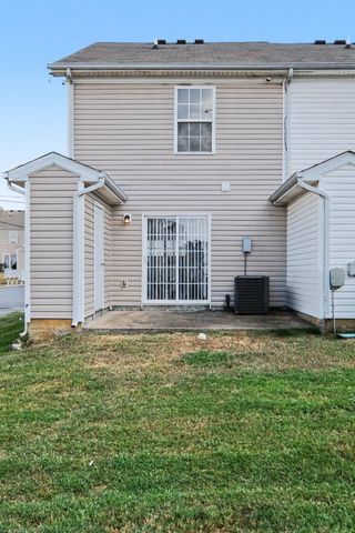1041 Arlene Dr, La Vergne, TN 37086
