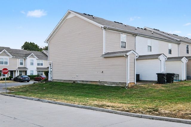 1041 Arlene Dr, La Vergne, TN 37086