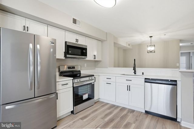 10-B SANDSTONE CT, Annapolis, MD 21403