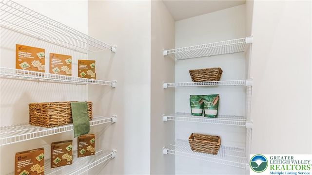 125 Winding Road, Forks Twp, PA 18040