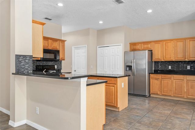 13821 AMBERLEIGH ROAD, Orlando, FL 32837
