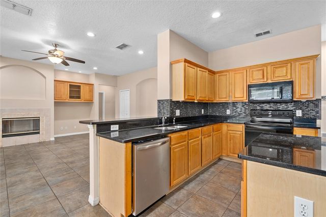 13821 AMBERLEIGH ROAD, Orlando, FL 32837