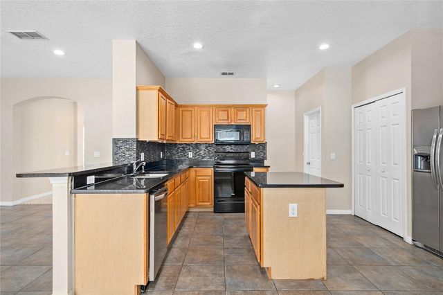 13821 AMBERLEIGH ROAD, Orlando, FL 32837