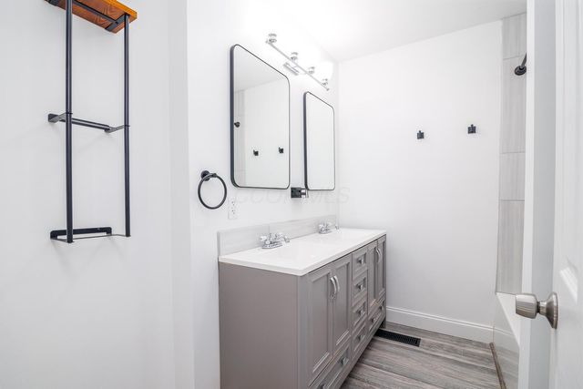 464 Yarmouth Lane, Columbus, OH 43228