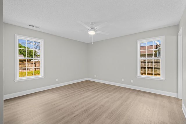 227 Periwinkle Way, Dalton, GA 30721