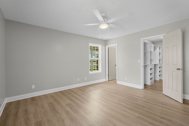 227 Periwinkle Way, Dalton, GA 30721