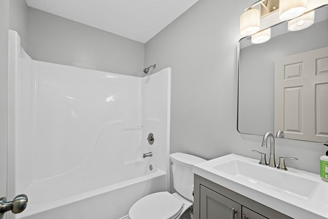 227 Periwinkle Way, Dalton, GA 30721