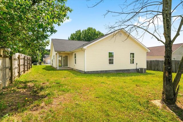 227 Periwinkle Way, Dalton, GA 30721