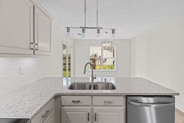 227 Periwinkle Way, Dalton, GA 30721