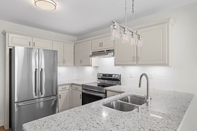 227 Periwinkle Way, Dalton, GA 30721