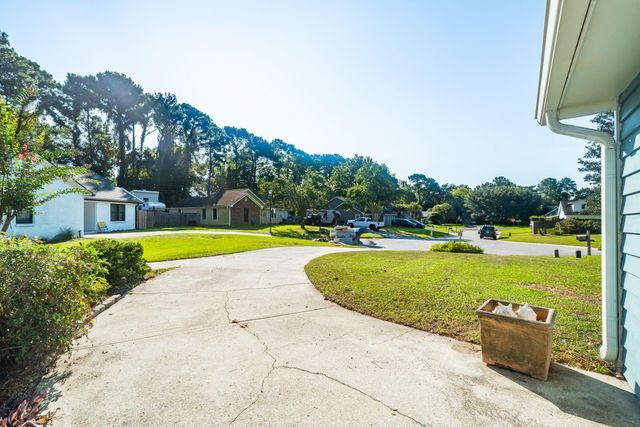 840 Ramblewood Circle, Mount Pleasant, SC 29464
