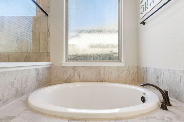 17406 Orchid Falls Lane, Conroe, TX 77302