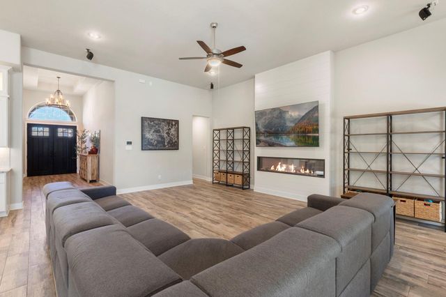 17406 Orchid Falls Lane, Conroe, TX 77302