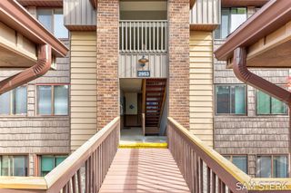 2953 Byron Center Avenue F, Wyoming, MI 49519
