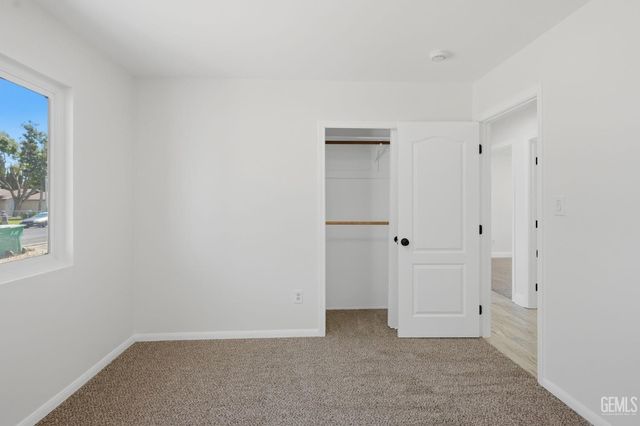 10701 Cave Avenue, Bakersfield, CA 93312