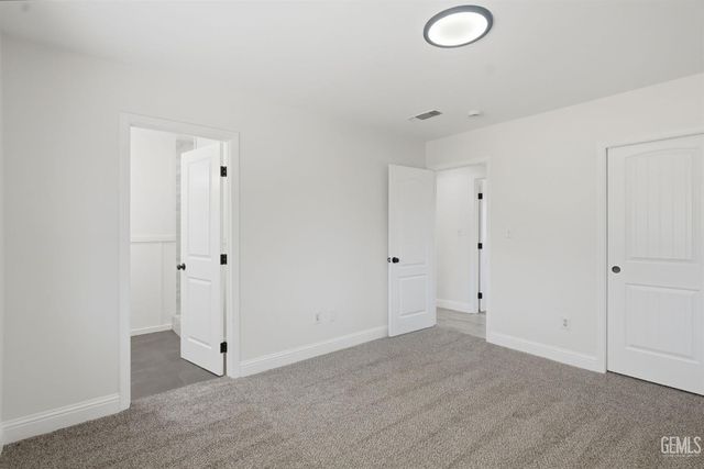 10701 Cave Avenue, Bakersfield, CA 93312