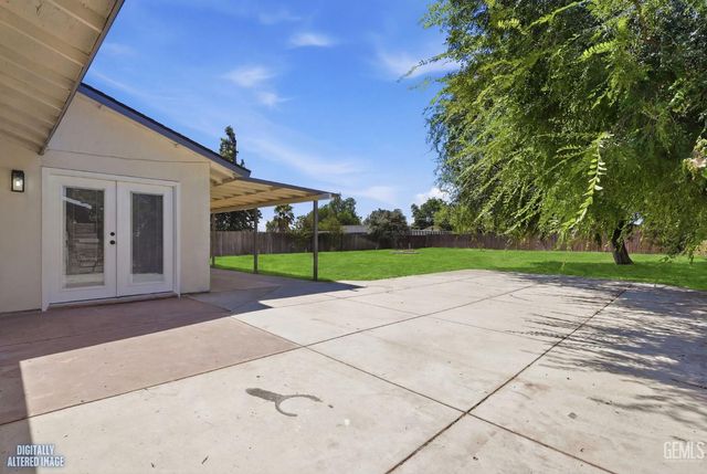 10701 Cave Avenue, Bakersfield, CA 93312