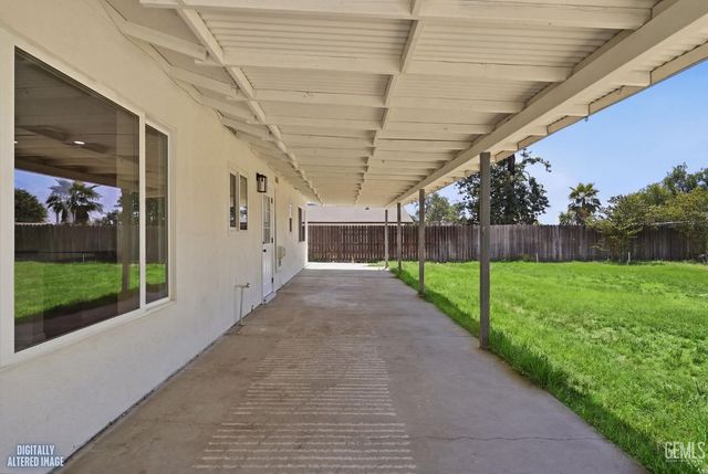 10701 Cave Avenue, Bakersfield, CA 93312