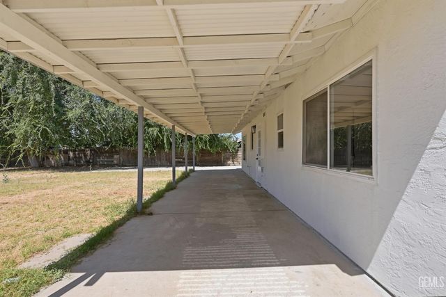10701 Cave Avenue, Bakersfield, CA 93312