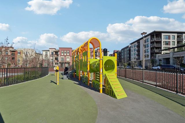 1015 Abruzzo Lane 1, San Jose, CA 95131