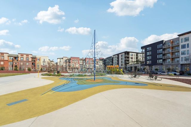 1015 Abruzzo Lane 1, San Jose, CA 95131