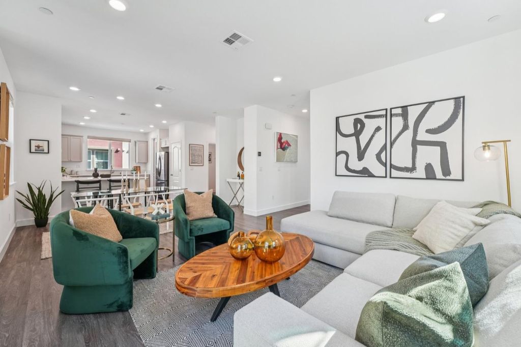 1015 Abruzzo Lane 1, San Jose, CA 95131