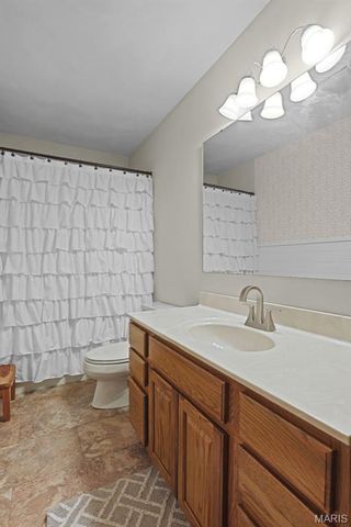 206 Pine Trail, Lebanon, IL 62254