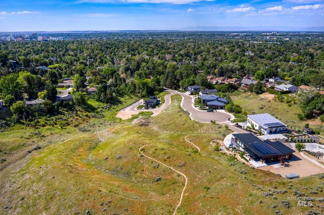 3022 N Lancaster Place, Boise, ID 83702