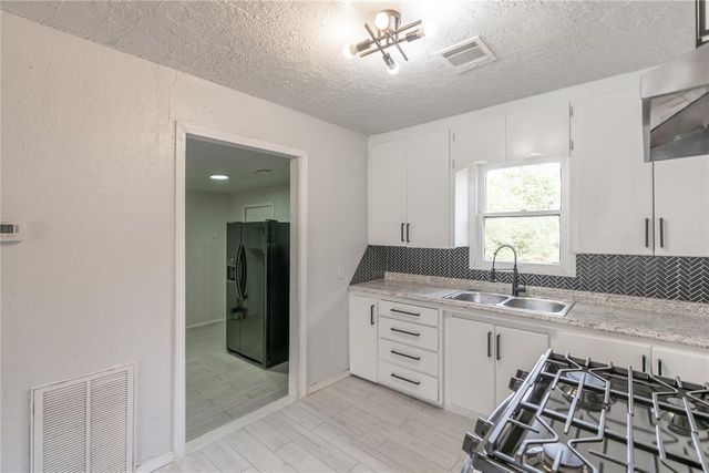 611 NW 95th Street, Oklahoma City, OK 73113