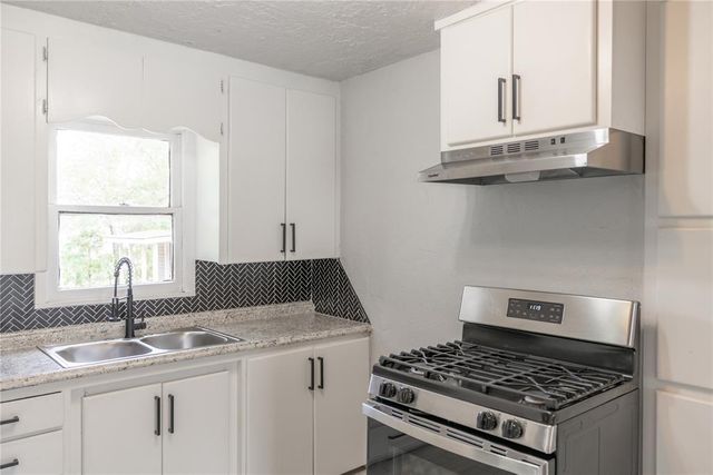 611 NW 95th Street, Oklahoma City, OK 73113