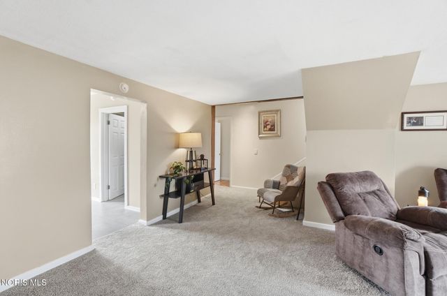 1301 Fishlock Avenue, Findlay, OH 45840