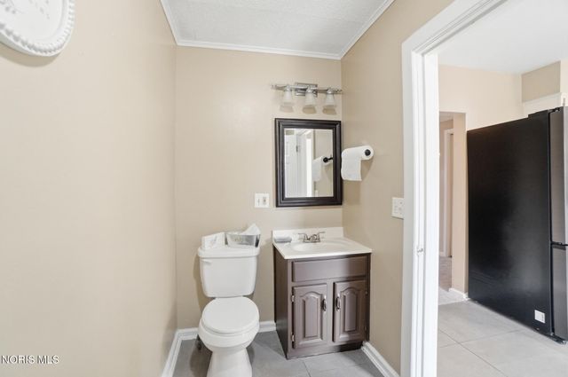 1301 Fishlock Avenue, Findlay, OH 45840