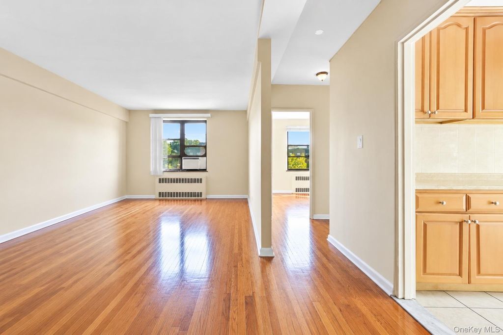 141-15 28th Avenue 6A, Flushing, NY 11354 — photo 3