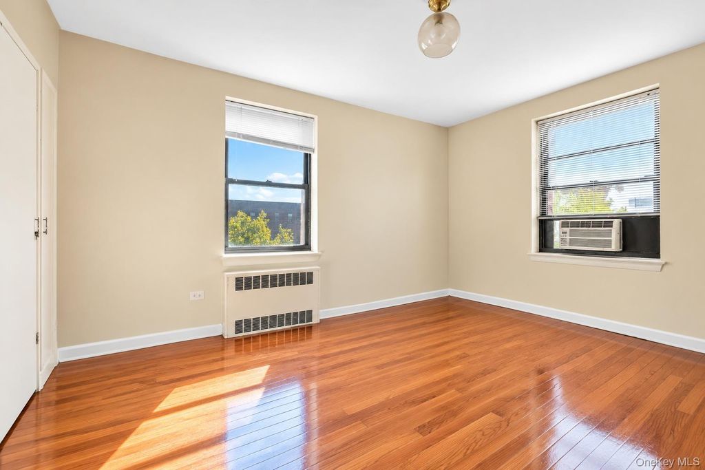 141-15 28th Avenue 6A, Flushing, NY 11354 — photo 5