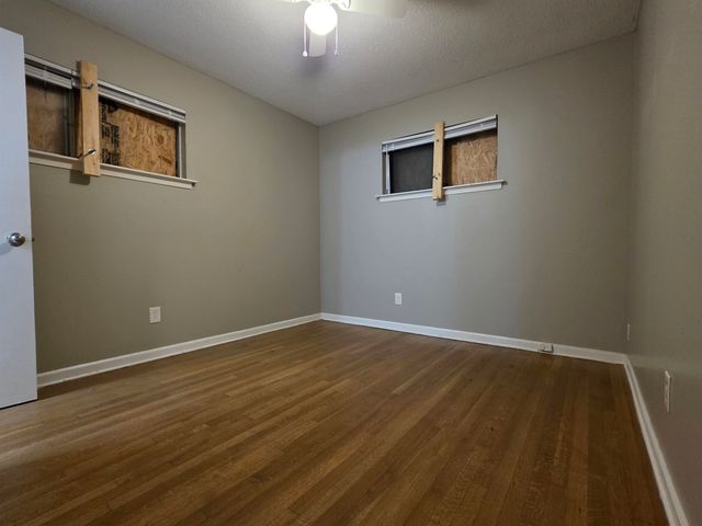 4625 WHITE FOX DR, Memphis, TN 38109