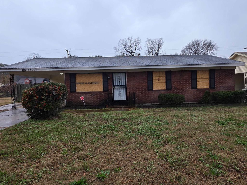 4625 WHITE FOX DR, Memphis, TN 38109