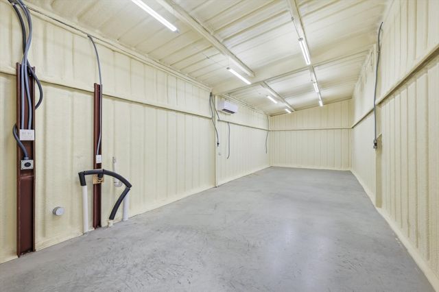 579 County Road 4599, Boyd, TX 76023