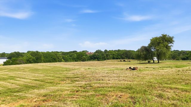 579 County Road 4599, Boyd, TX 76023