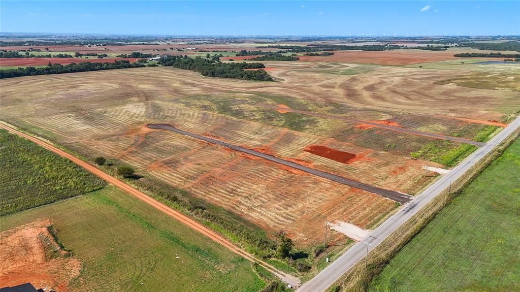 N Gregory Road 4, El Reno, OK 73036